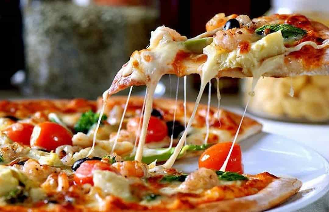 Cách chọn nguyên liệu tốt nhất để làm Pizza hải sản